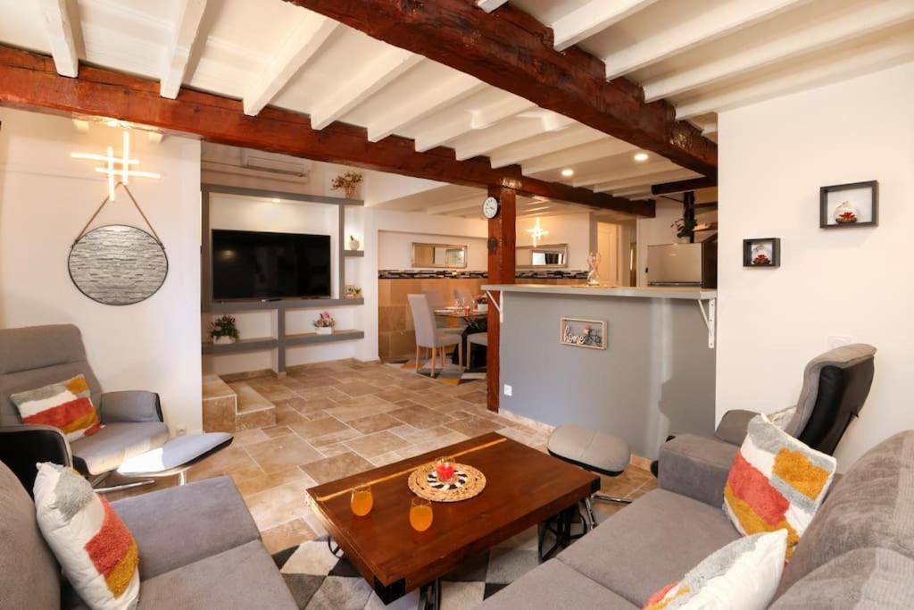 Les Remparts Villa Carcassonne Exterior photo